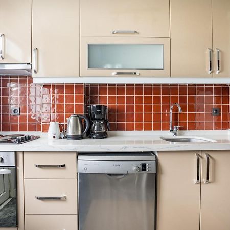 Spacious Flat Near Caddebostan Coast Apartment Istanbul Ngoại thất bức ảnh