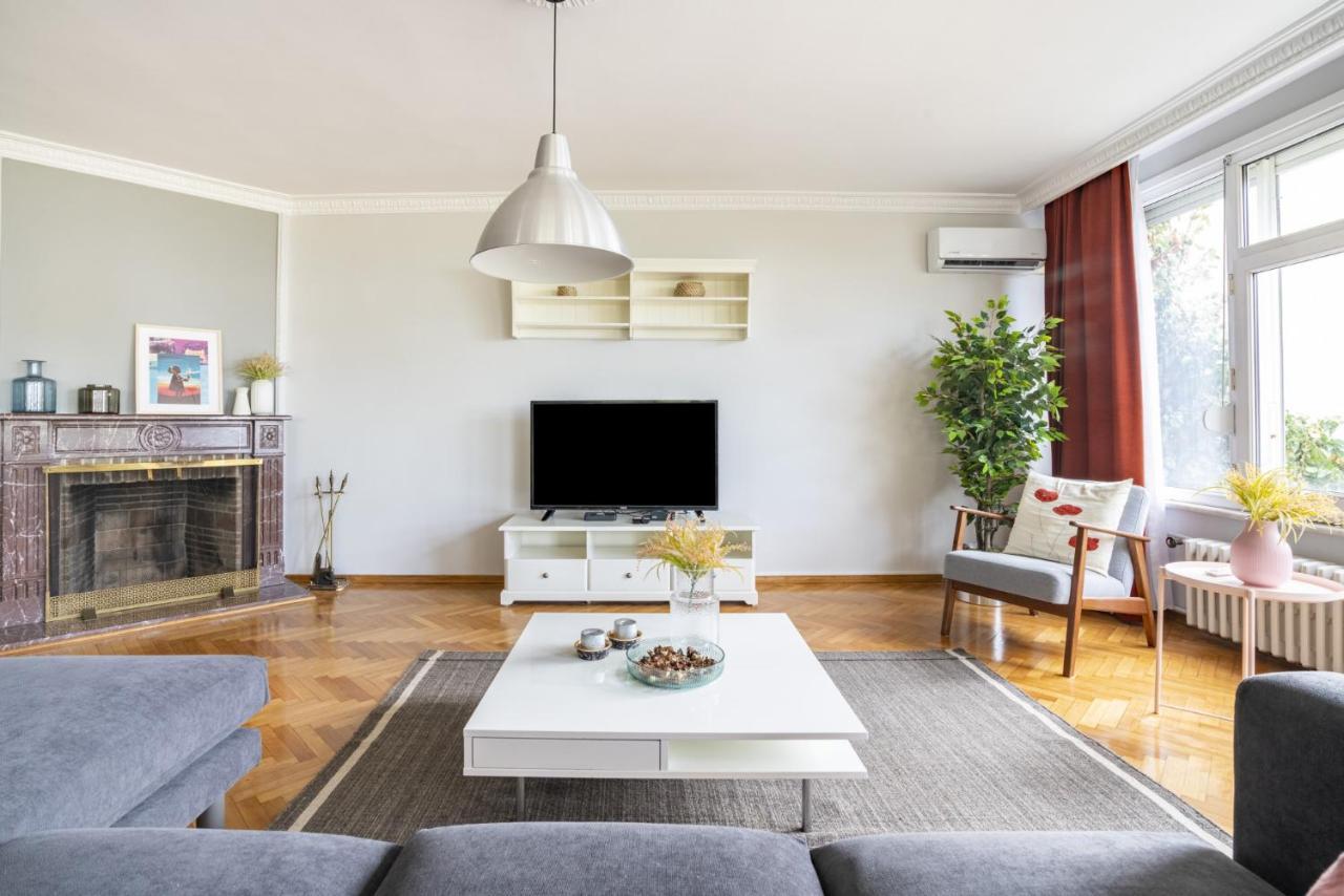 Spacious Flat Near Caddebostan Coast Apartment Istanbul Ngoại thất bức ảnh