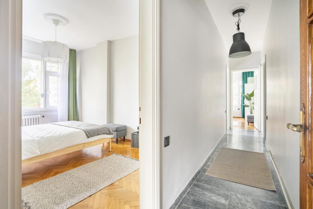 Spacious Flat Near Caddebostan Coast Apartment Istanbul Ngoại thất bức ảnh