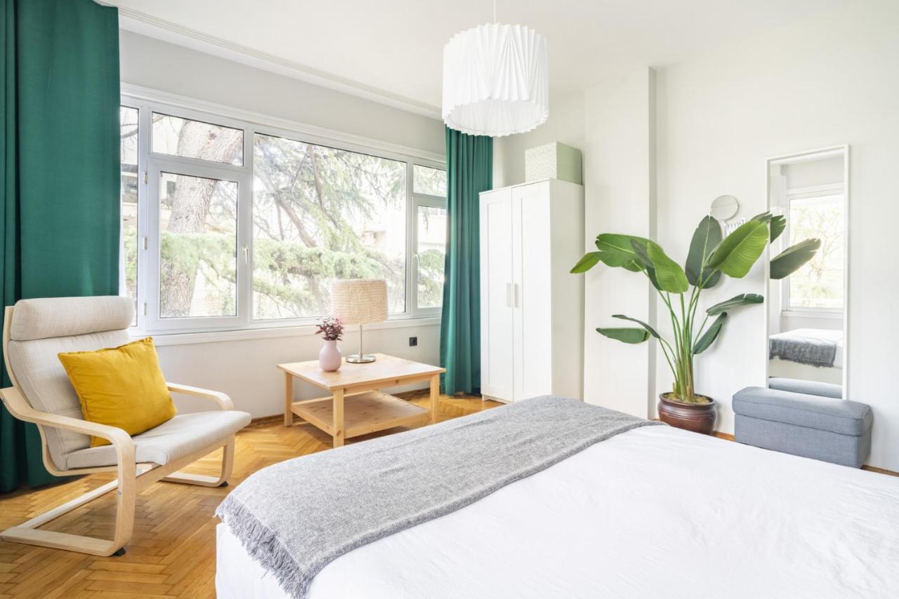 Spacious Flat Near Caddebostan Coast Apartment Istanbul Ngoại thất bức ảnh